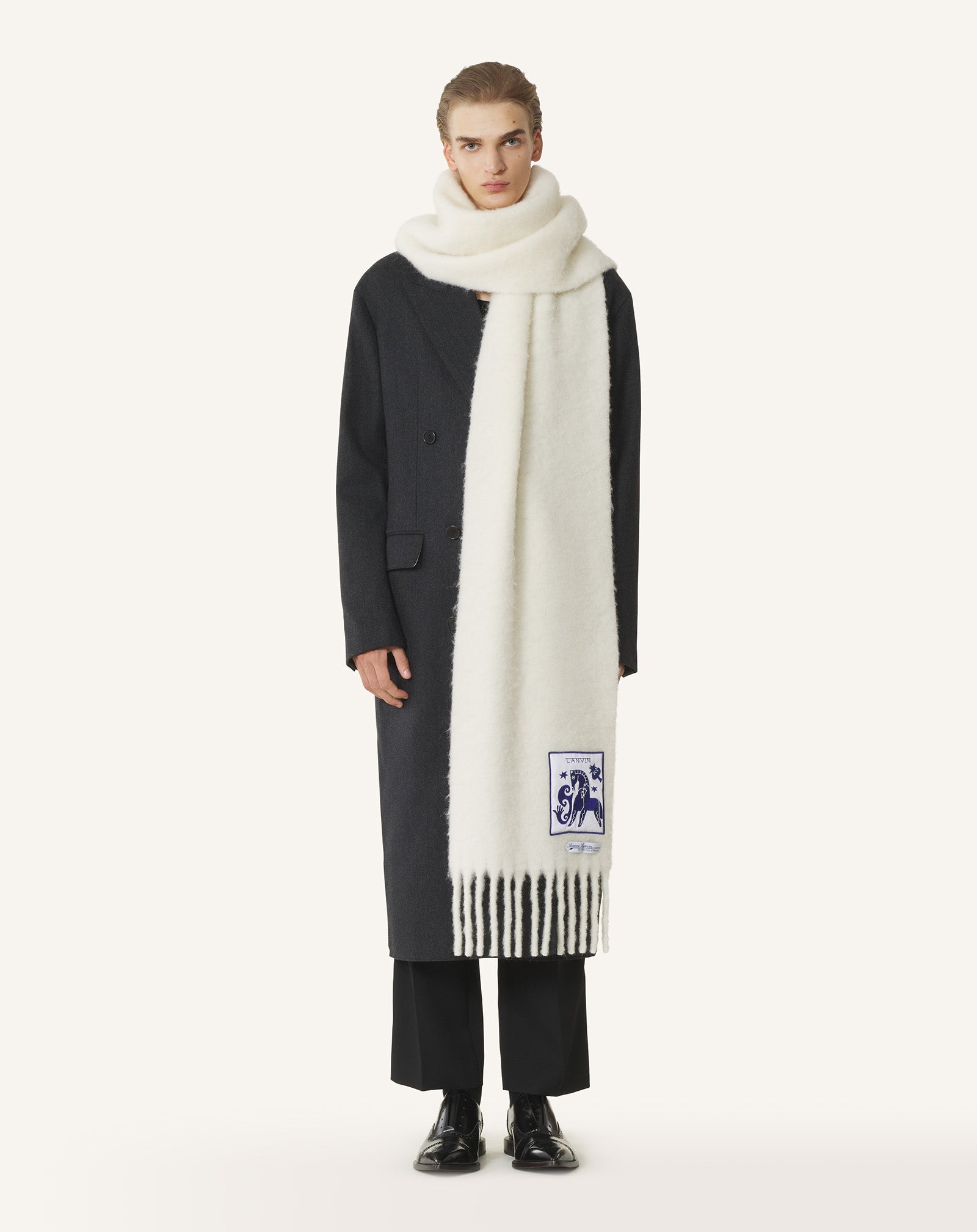 WHITE LUNAR YEAR WOOL SCARF WITH FRINGES