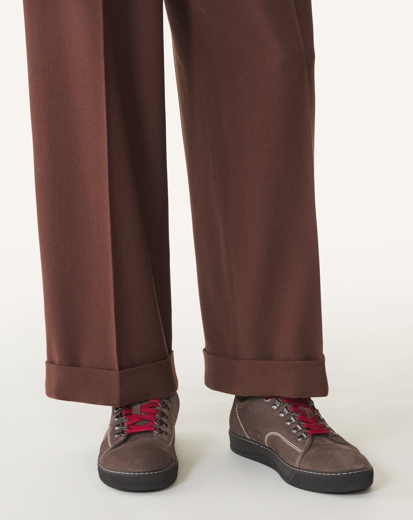 DBB1 HIKING SNEAKERS IN SUEDE