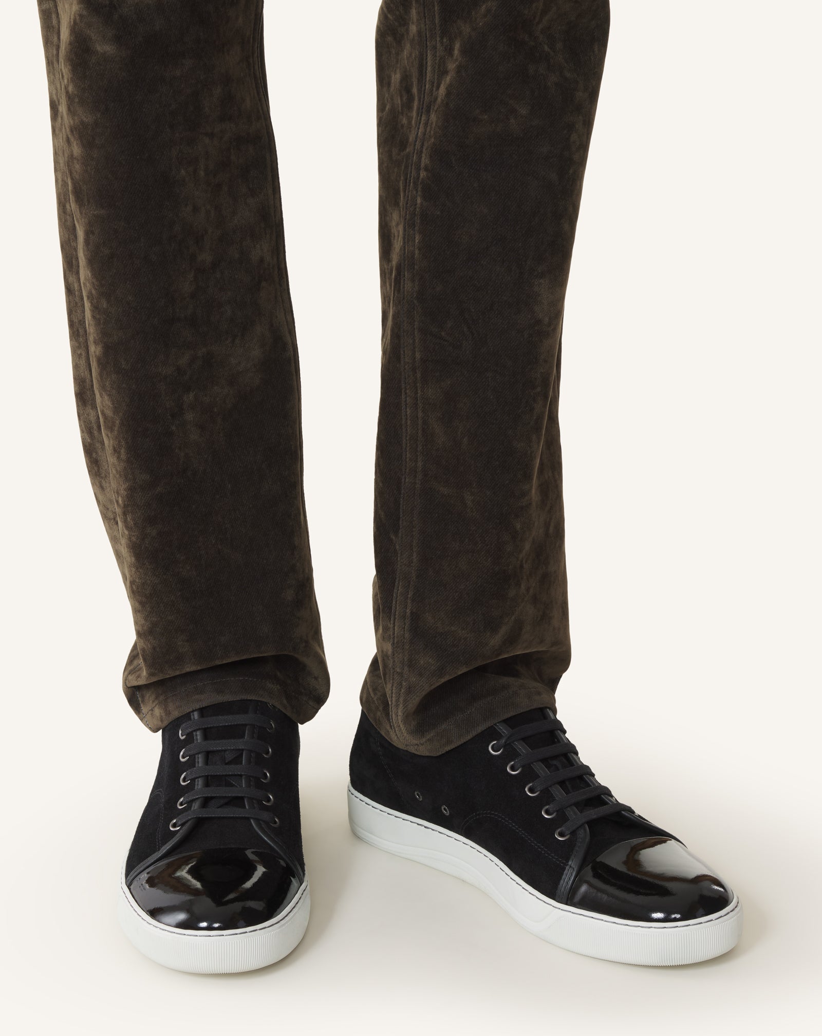 BLACK DBB1 SNEAKERS IN PATENT LEATHER AND SUEDE
