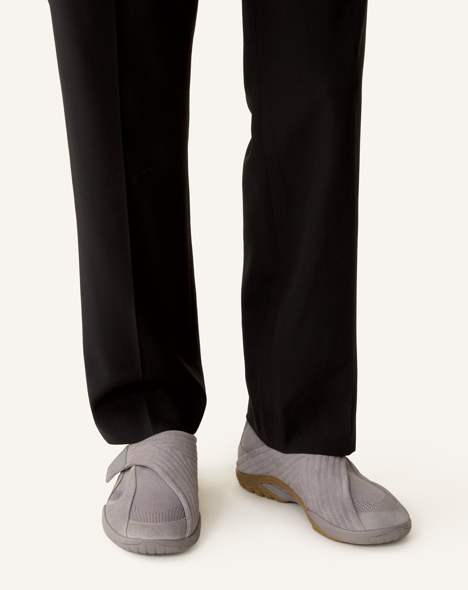 LNV1 KNIT AND SUEDE SNEAKERS