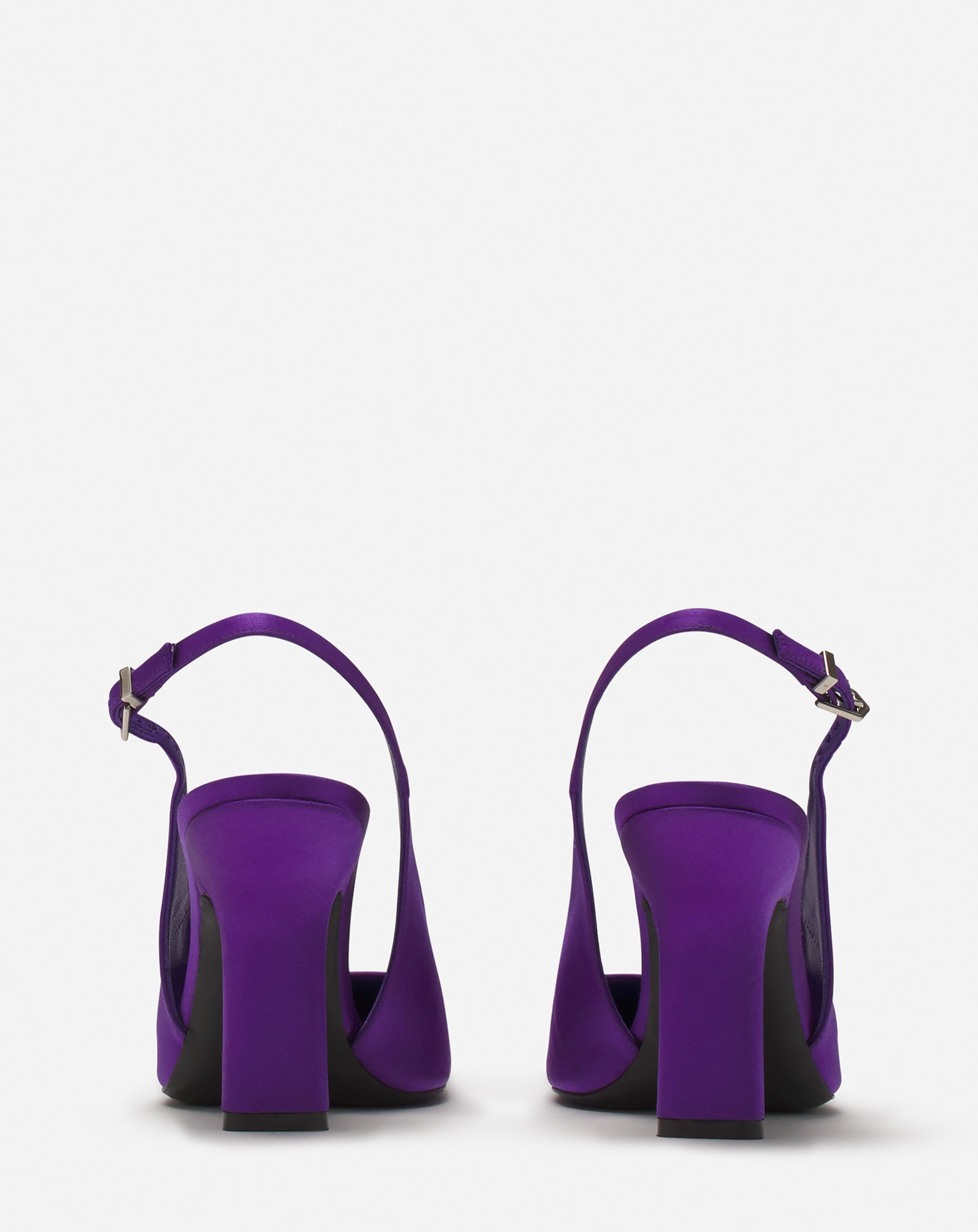 MESURE SATIN PUMPS