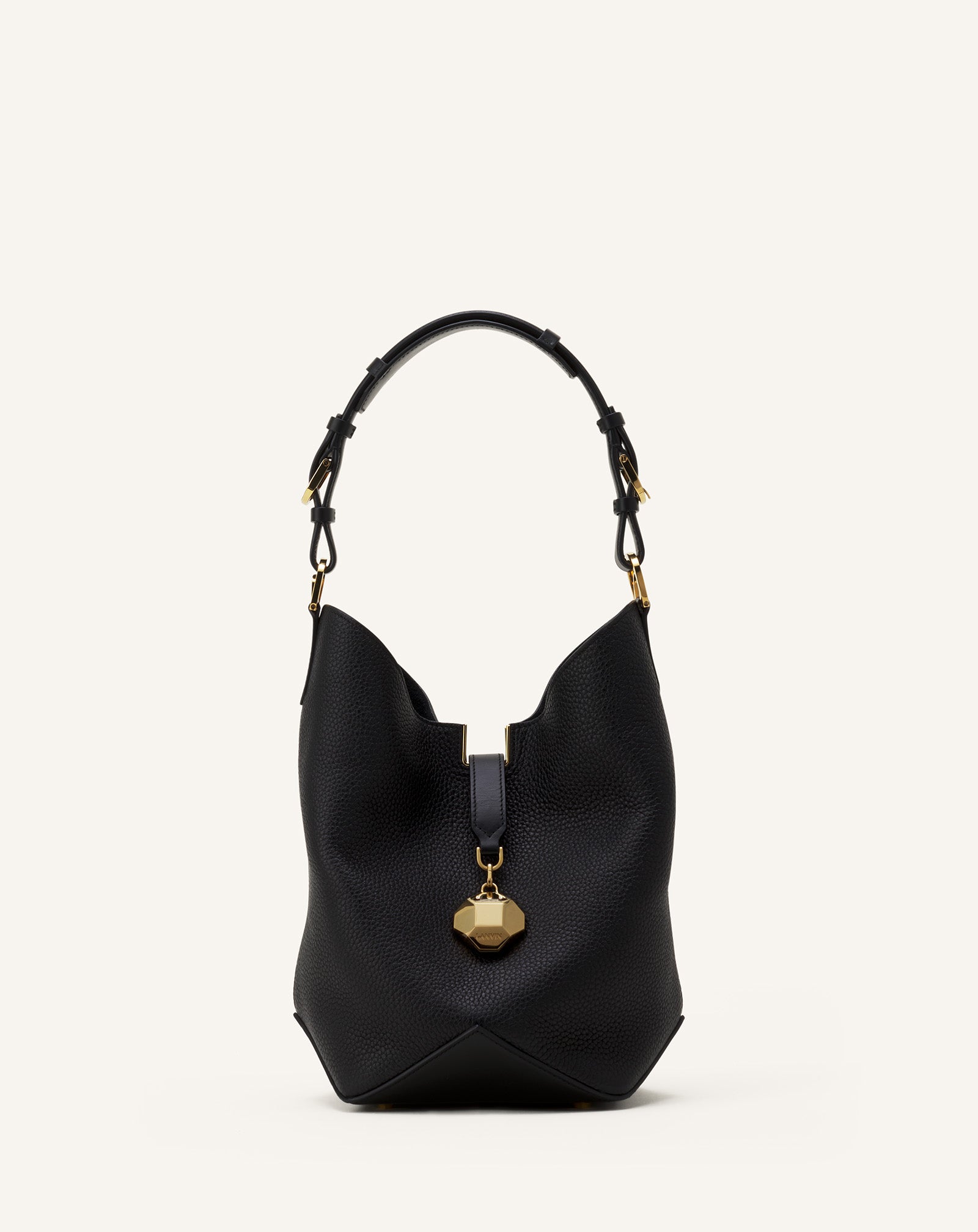 BLACK CATCH BY LANVIN MEDIUM BUCKET BAG IN GRAINED LEATHER