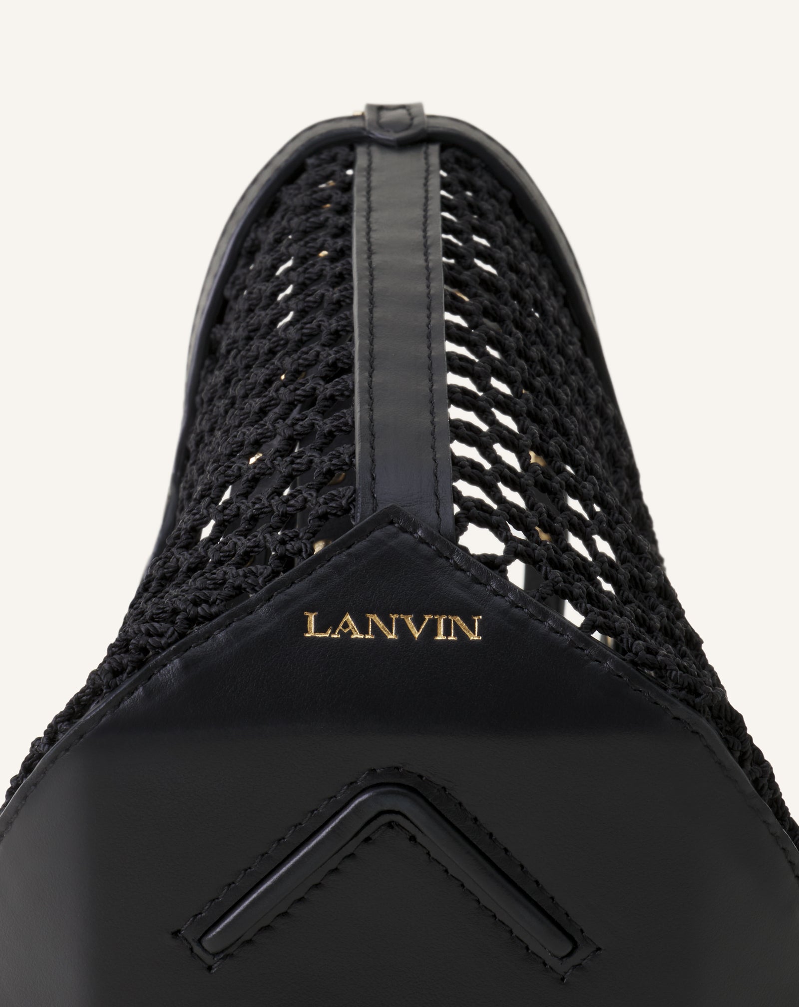 WHITE CATCH BY LANVIN SMALL BUCKET BAG IN MESH
