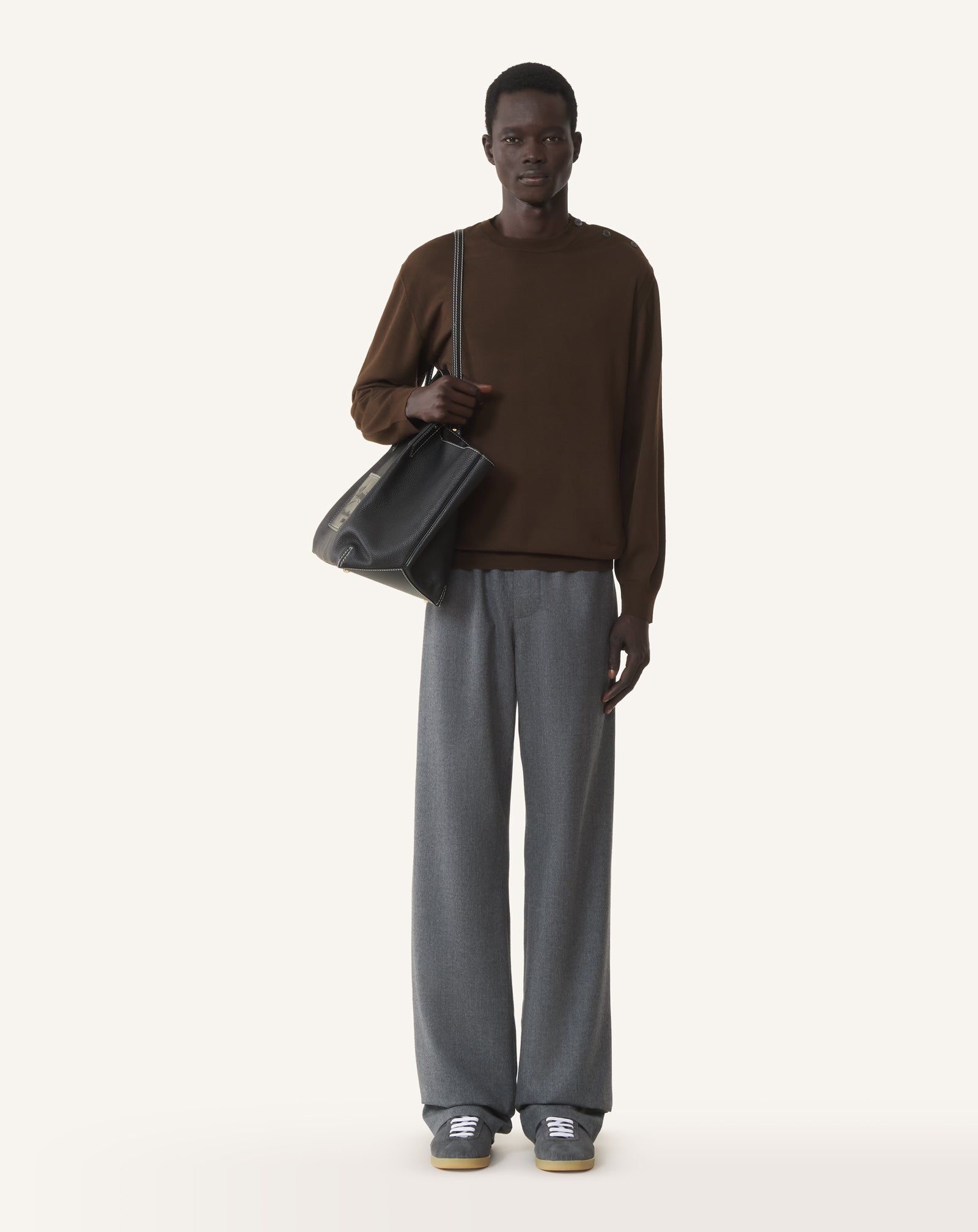 BLACK CLASSIC MERINO WOOL SWEATER