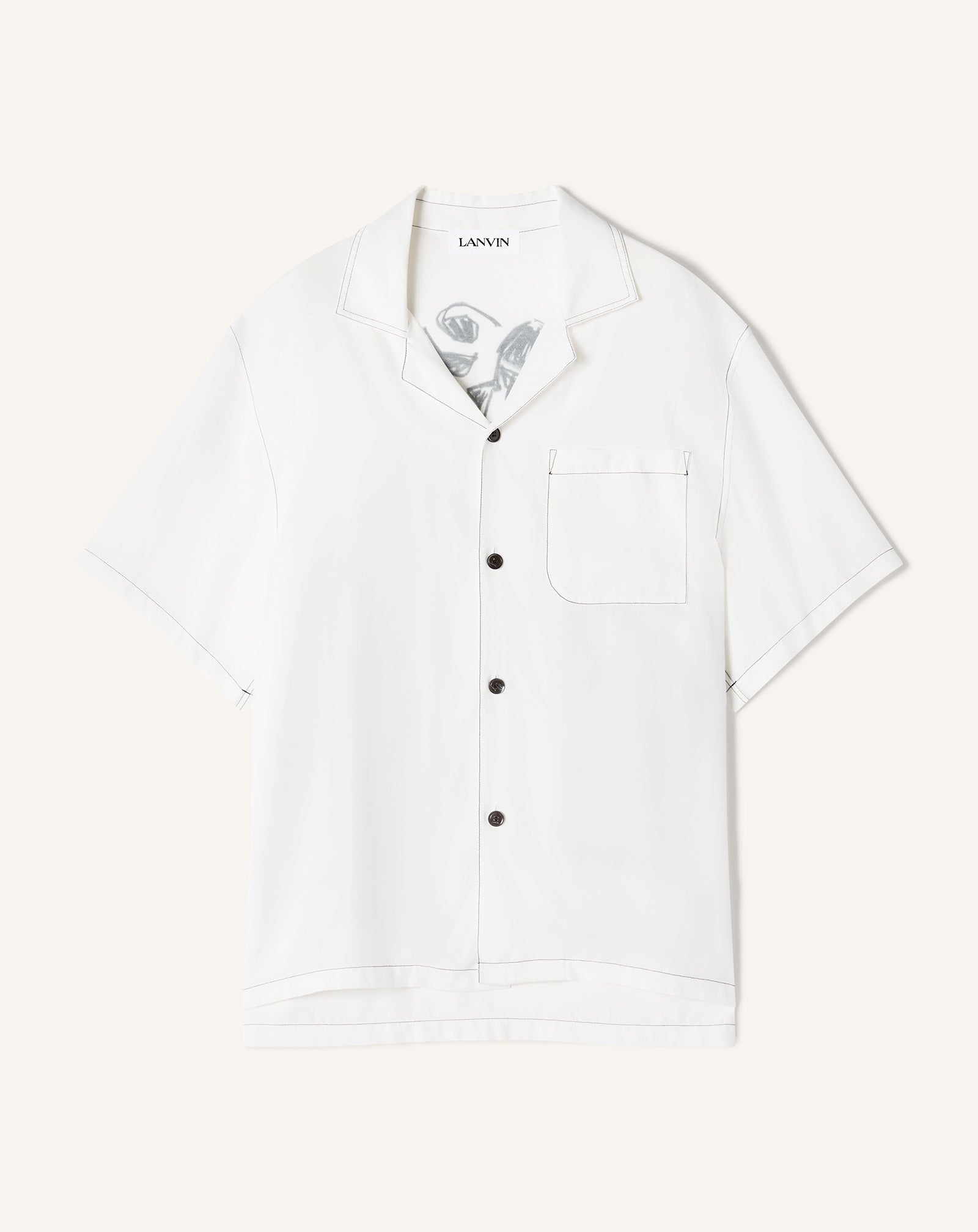 WHITE SHIRT WITH MOTHER AND DAUGHTER PRINT ON THE BACK