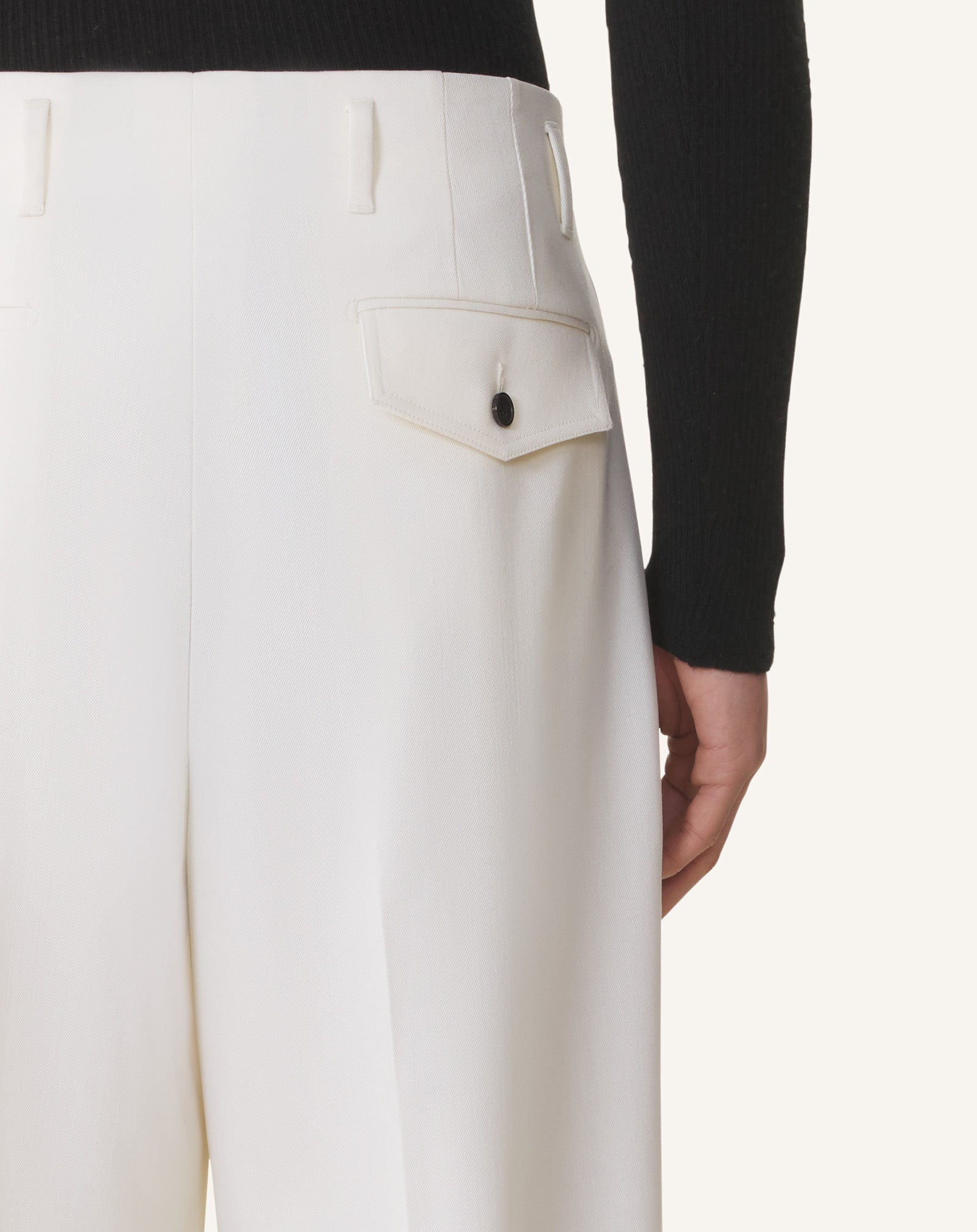 WIDE-LEG WOOL PANTS