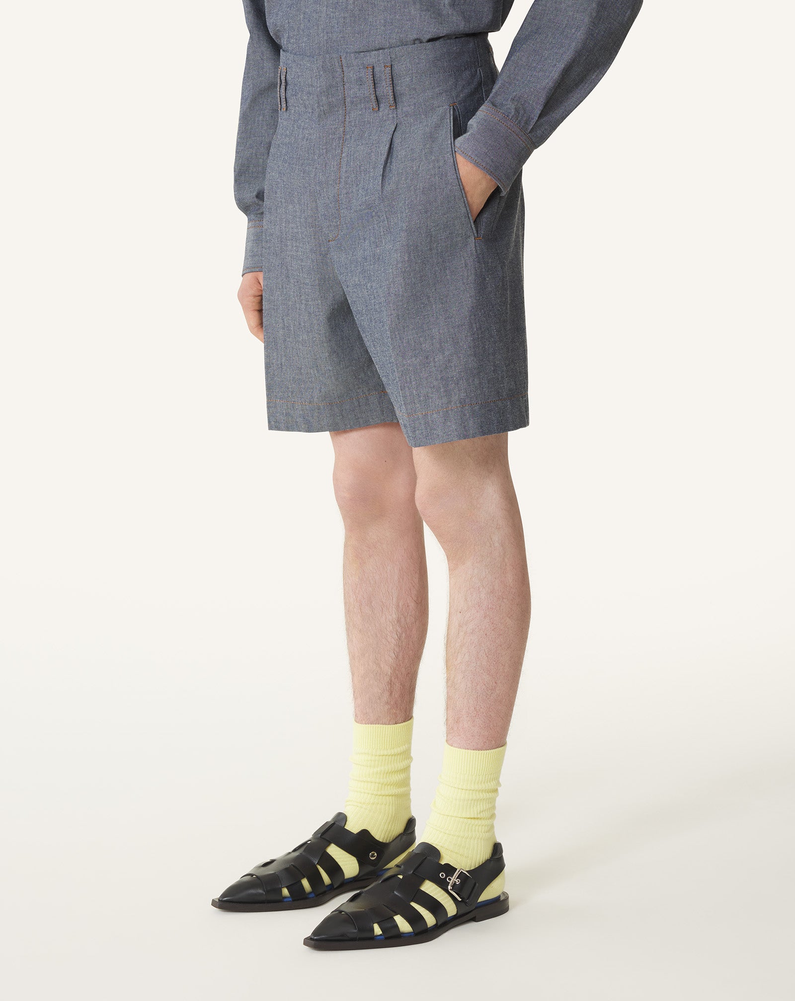 BLUE CHAMBRAY SHORTS